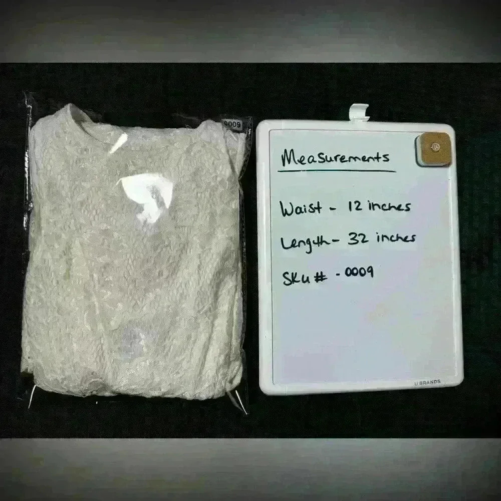 Xtraordinary White Lace Dress - Picture 7 of 7